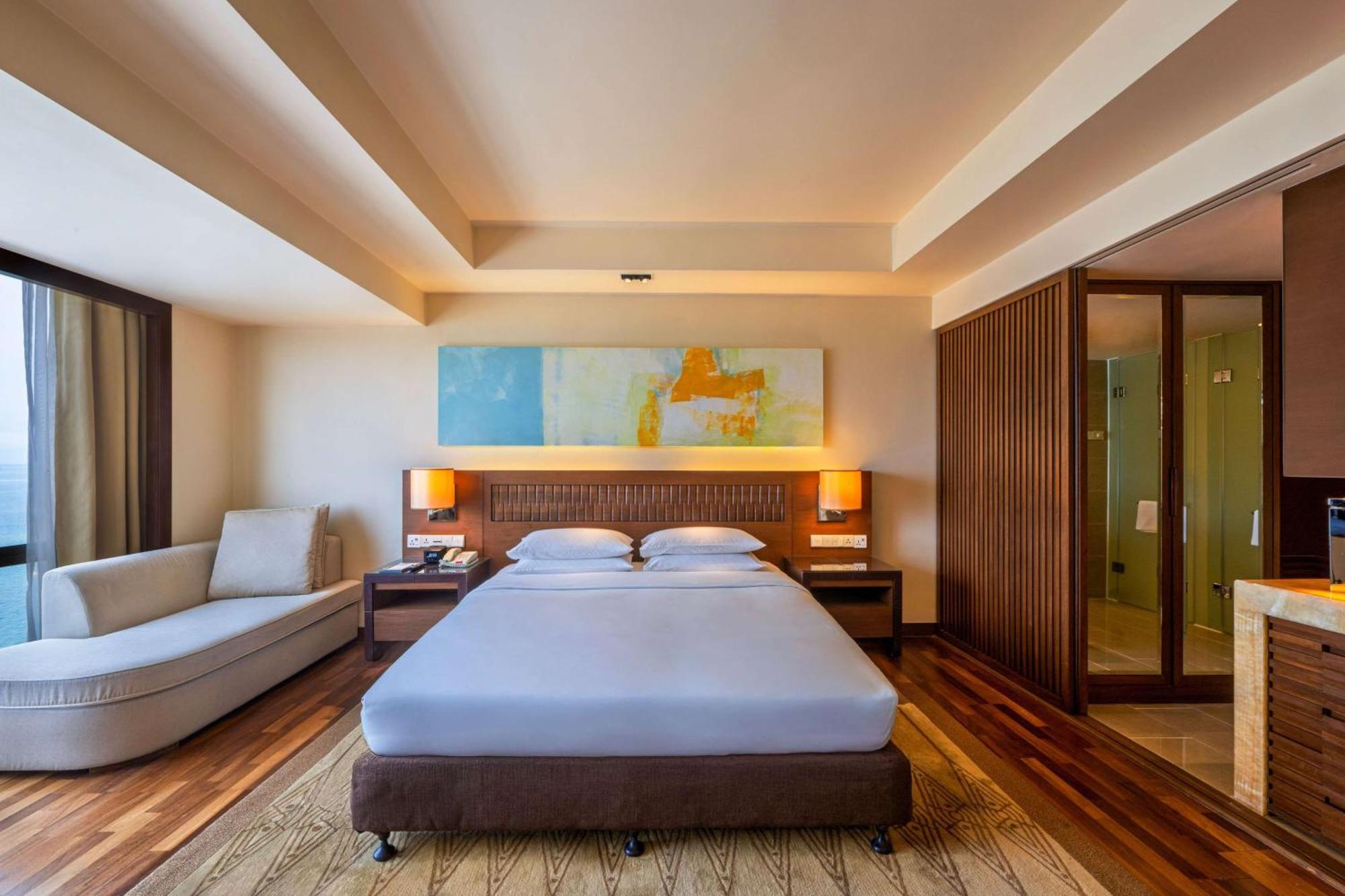 Отель Hyatt Regency Kinabalu Кота-Кинабалу Экстерьер фото