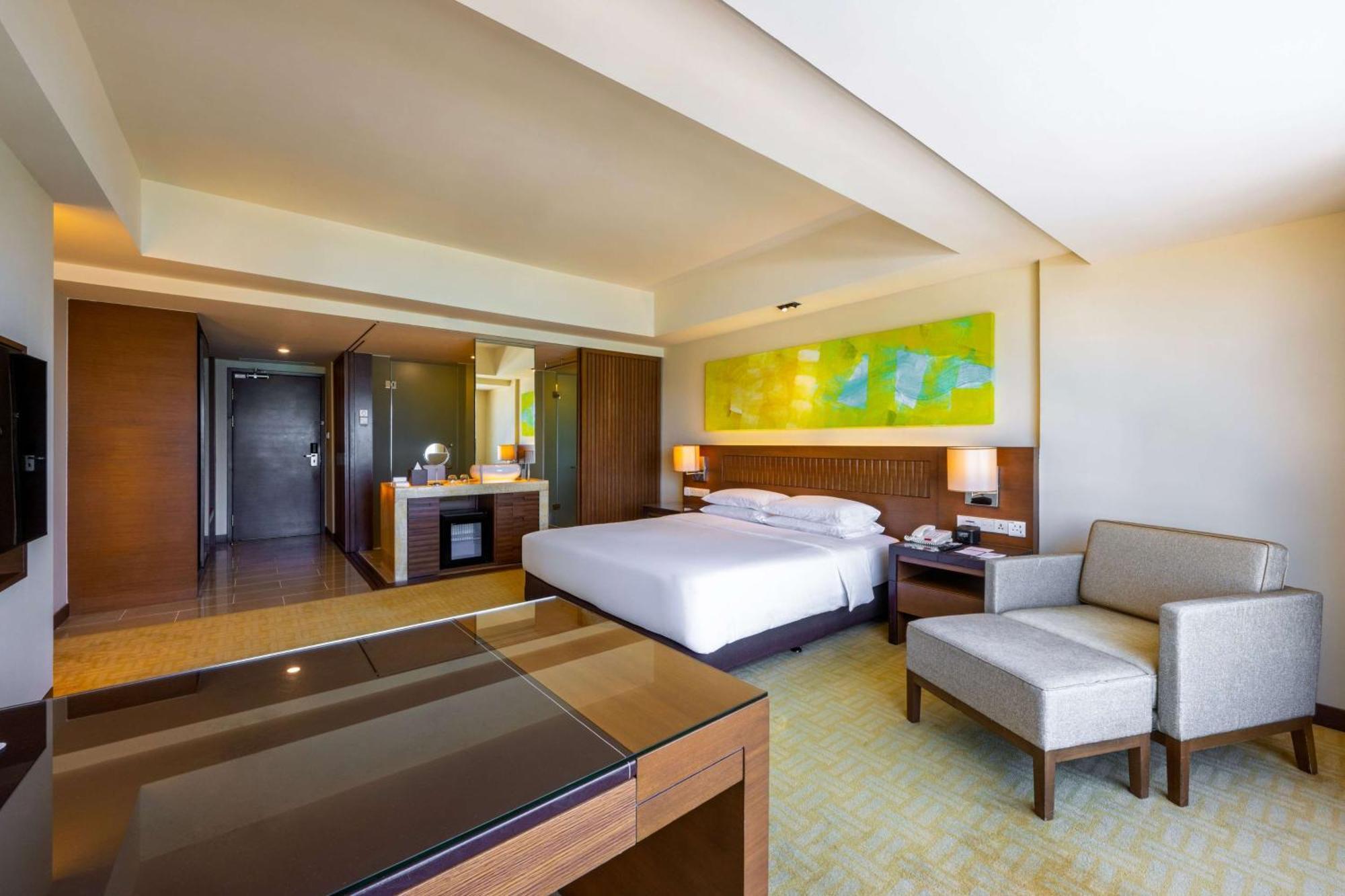 Отель Hyatt Regency Kinabalu Кота-Кинабалу Экстерьер фото