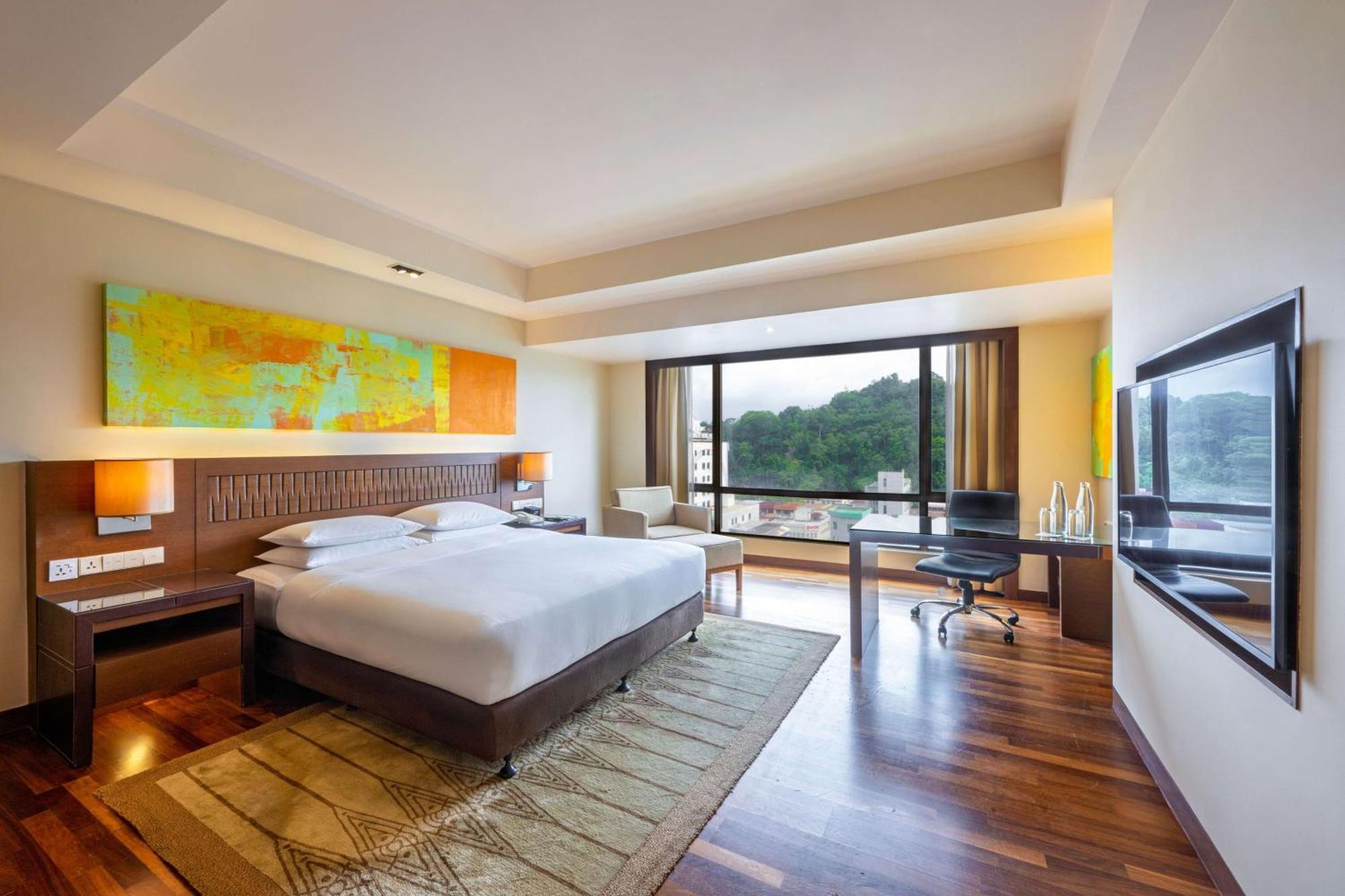 Отель Hyatt Regency Kinabalu Кота-Кинабалу Экстерьер фото