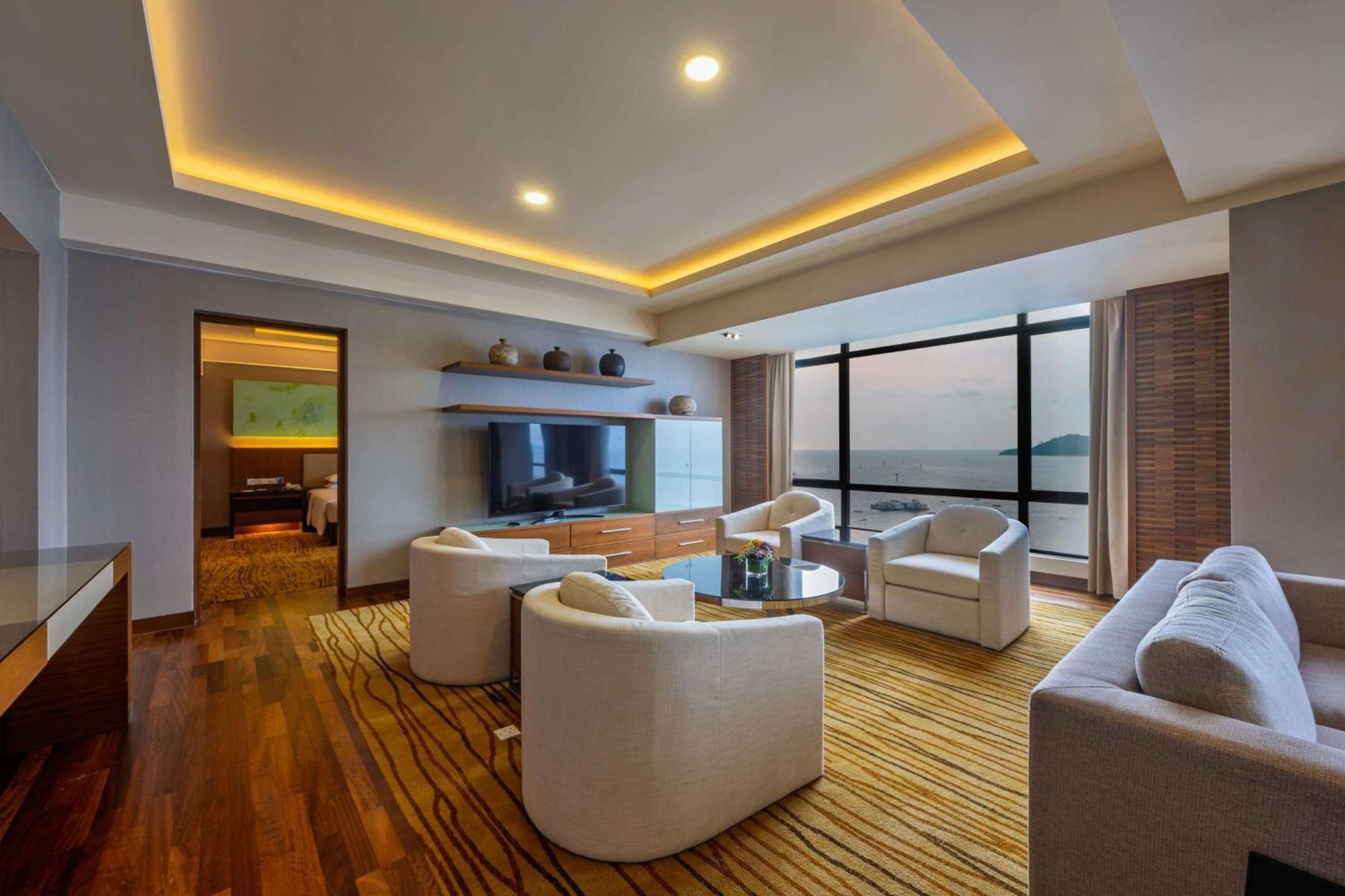Отель Hyatt Regency Kinabalu Кота-Кинабалу Экстерьер фото